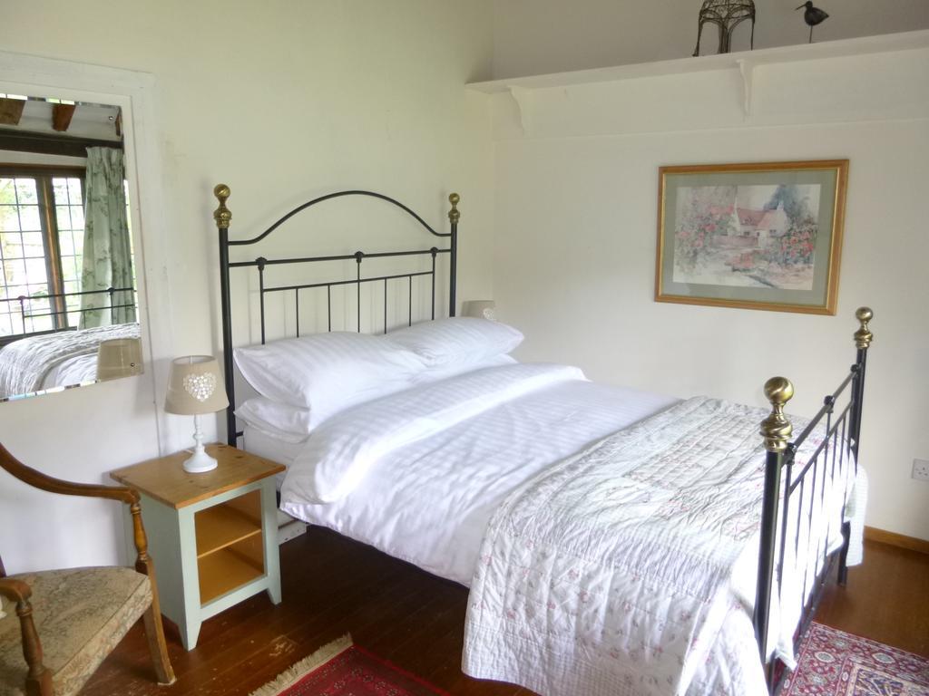 Church Hall Farm Bed And Breakfast Broxted Pokój zdjęcie