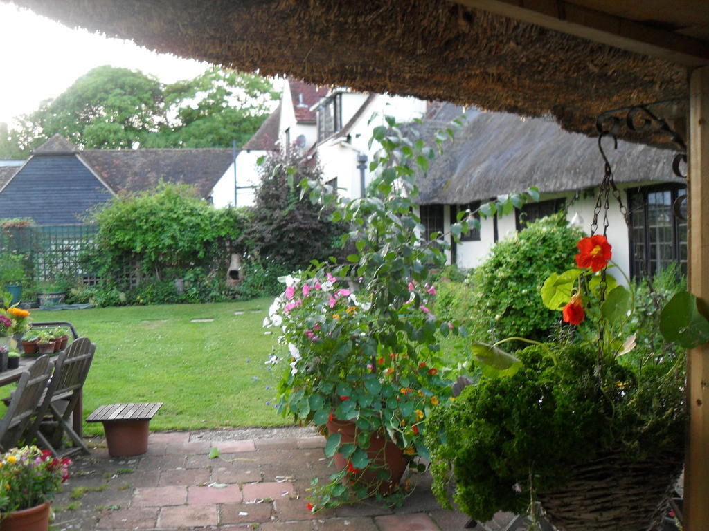 Church Hall Farm Bed And Breakfast Broxted Zewnętrze zdjęcie