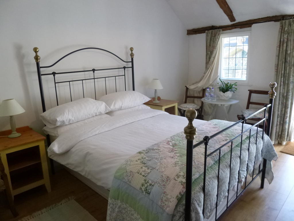 Church Hall Farm Bed And Breakfast Broxted Pokój zdjęcie